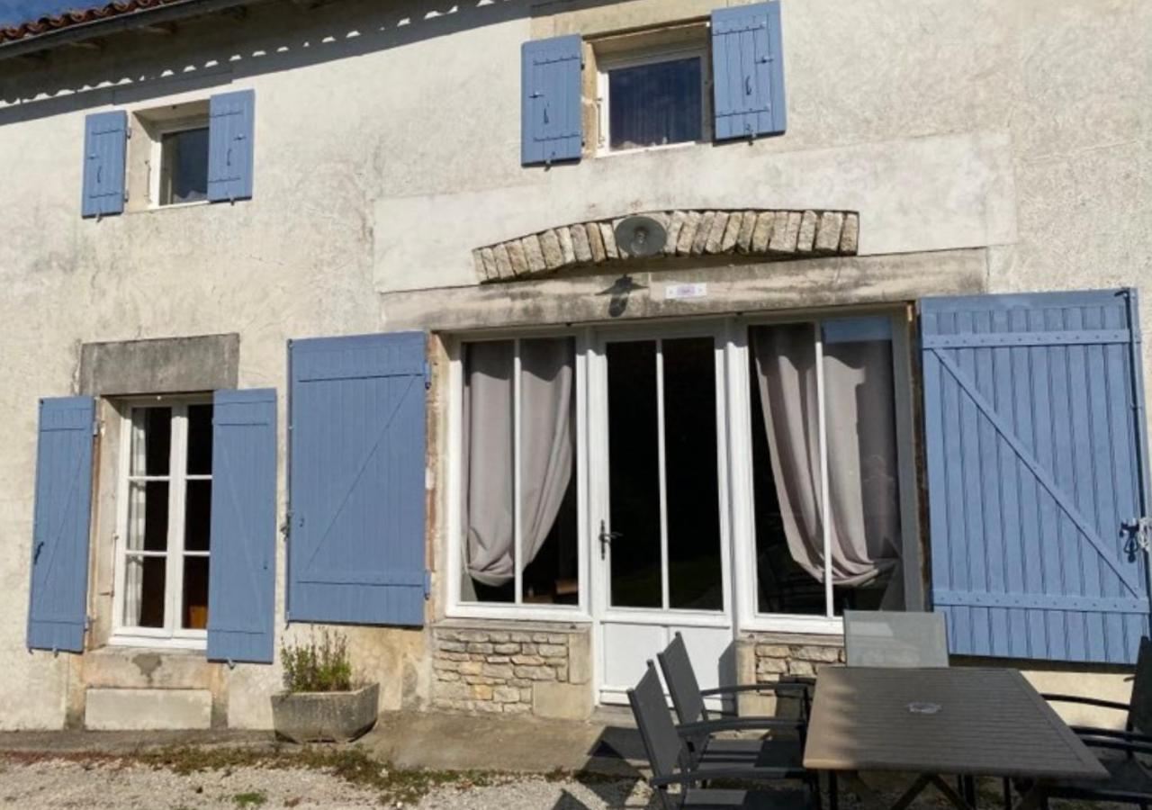 Domaine De La Laigne - Spa Asnieres-la-Giraud Екстер'єр фото